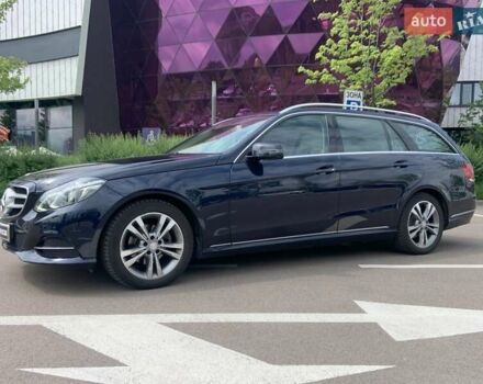 Синий Мерседес Е-Класс, объемом двигателя 2.14 л и пробегом 197 тыс. км за 19990 $, фото 2 на Automoto.ua