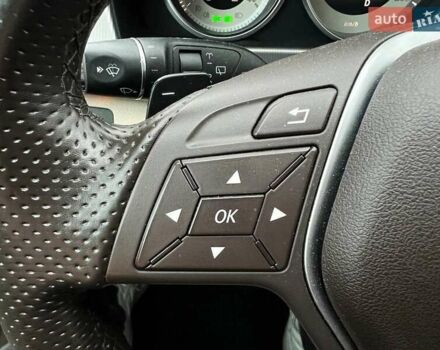 Синий Мерседес Е-Класс, объемом двигателя 2.14 л и пробегом 197 тыс. км за 16990 $, фото 15 на Automoto.ua