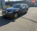 Синий Мерседес Е-Класс, объемом двигателя 2.2 л и пробегом 230 тыс. км за 15600 $, фото 3 на Automoto.ua
