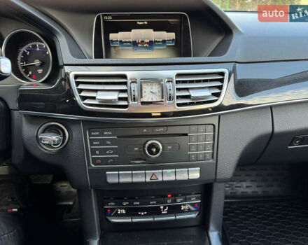 Синій Мерседес Е-Клас, об'ємом двигуна 2.2 л та пробігом 220 тис. км за 15700 $, фото 25 на Automoto.ua