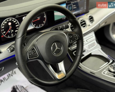 Синий Мерседес Е-Класс, объемом двигателя 1.95 л и пробегом 321 тыс. км за 19700 $, фото 45 на Automoto.ua