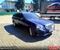 Синий Мерседес Е-Класс, объемом двигателя 2.1 л и пробегом 230 тыс. км за 18500 $, фото 2 на Automoto.ua