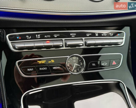 Синий Мерседес Е-Класс, объемом двигателя 1.95 л и пробегом 321 тыс. км за 19700 $, фото 50 на Automoto.ua