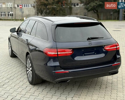 Синий Мерседес Е-Класс, объемом двигателя 1.95 л и пробегом 321 тыс. км за 19700 $, фото 7 на Automoto.ua