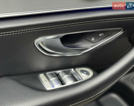 Синий Мерседес Е-Класс, объемом двигателя 1.95 л и пробегом 321 тыс. км за 19700 $, фото 42 на Automoto.ua