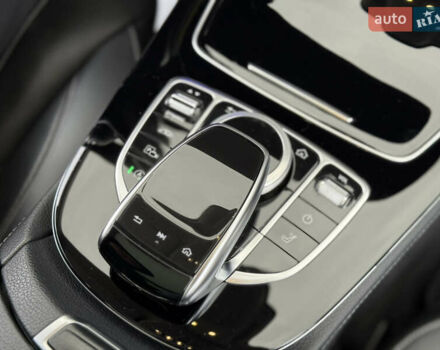 Синий Мерседес Е-Класс, объемом двигателя 1.95 л и пробегом 321 тыс. км за 19700 $, фото 22 на Automoto.ua