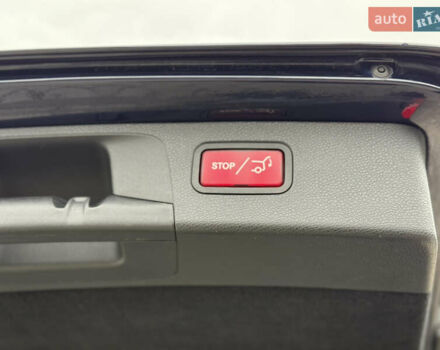 Синій Мерседес Е-Клас, об'ємом двигуна 2 л та пробігом 321 тис. км за 20999 $, фото 35 на Automoto.ua