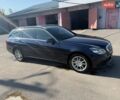 Синий Мерседес Е-Класс, объемом двигателя 2.2 л и пробегом 230 тыс. км за 15600 $, фото 2 на Automoto.ua