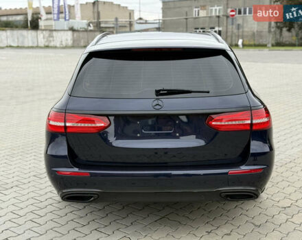 Синій Мерседес Е-Клас, об'ємом двигуна 2 л та пробігом 321 тис. км за 20999 $, фото 8 на Automoto.ua