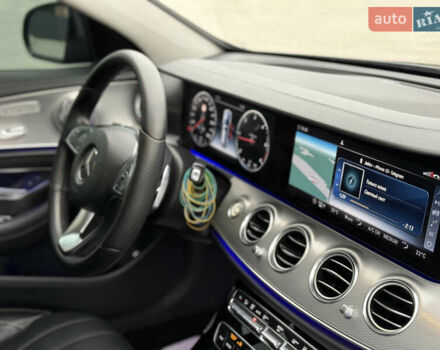 Синий Мерседес Е-Класс, объемом двигателя 1.95 л и пробегом 321 тыс. км за 19700 $, фото 26 на Automoto.ua