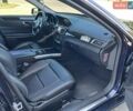 Синий Мерседес Е-Класс, объемом двигателя 2.1 л и пробегом 230 тыс. км за 16000 $, фото 12 на Automoto.ua
