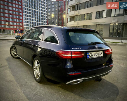 Синій Мерседес Е-Клас, об'ємом двигуна 1.9 л та пробігом 412 тис. км за 16990 $, фото 7 на Automoto.ua