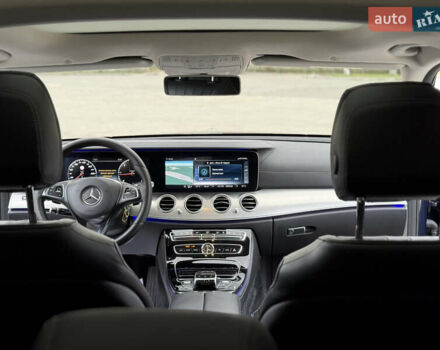 Синій Мерседес Е-Клас, об'ємом двигуна 2 л та пробігом 321 тис. км за 20999 $, фото 37 на Automoto.ua