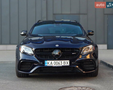 Мерседес Е-Клас 2018 у Києві на Automoto.ua Синій Мерседес Е-Клас, об'ємом двигуна 4 л та пробігом 83 тис. км за 63900 $, фото 3 на Automoto.ua