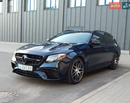 Мерседес Е-Клас 2018 у Києві на Automoto.ua Синій Мерседес Е-Клас, об'ємом двигуна 4 л та пробігом 83 тис. км за 63900 $, фото 23 на Automoto.ua