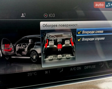 Мерседес Е-Клас 2018 у Києві на Automoto.ua Синій Мерседес Е-Клас, об'ємом двигуна 4 л та пробігом 83 тис. км за 63900 $, фото 27 на Automoto.ua