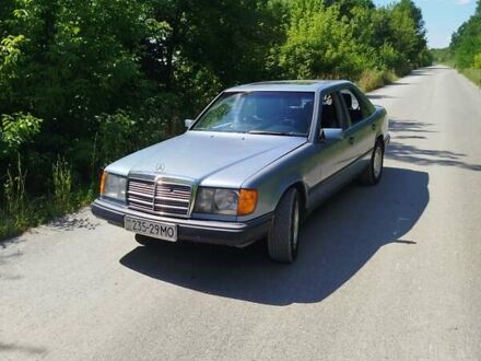 Мерседес Е-Класс 1987 в Гусятине на Automoto.ua Синий Мерседес Е-Класс, объемом двигателя 2.5 л и пробегом 556 тыс. км за 2000 $, фото 1 на Automoto.ua
