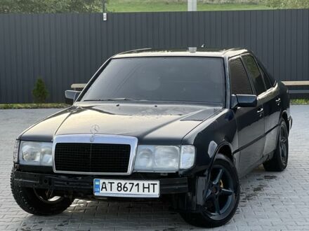 Мерседес Е-Класс 1988 в Косове на Automoto.ua Синий Мерседес Е-Класс, объемом двигателя 2.3 л и пробегом 300 тыс. км за 1600 $, фото 1 на Automoto.ua