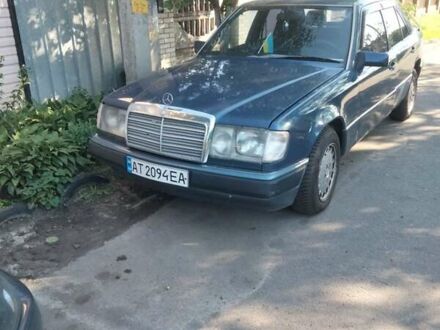 Синій Мерседес Е-Клас, об'ємом двигуна 2.6 л та пробігом 400 тис. км за 2700 $, фото 1 на Automoto.ua