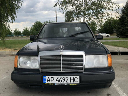 Синій Мерседес Е-Клас, об'ємом двигуна 2.3 л та пробігом 416 тис. км за 1800 $, фото 1 на Automoto.ua