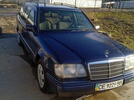 Мерседес Е-Клас 1995 у Вижнице на Automoto.ua Синій Мерседес Е-Клас, об'ємом двигуна 2.5 л та пробігом 405 тис. км за 3700 $, фото 1 на Automoto.ua