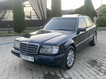 Мерседес Е-Класс 1995 в Косове на Automoto.ua Синий Мерседес Е-Класс, объемом двигателя 2.2 л и пробегом 450 тыс. км за 2850 $, фото 1 на Automoto.ua