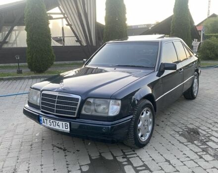 Синий Мерседес Е-Класс, объемом двигателя 2.2 л и пробегом 450 тыс. км за 2850 $, фото 1 на Automoto.ua