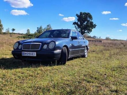 Мерседес Е-Класс 1996 в Шостке на Automoto.ua Синий Мерседес Е-Класс, объемом двигателя 2 л и пробегом 520 тыс. км за 3100 $, фото 1 на Automoto.ua