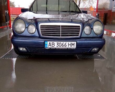 Синий Мерседес Е-Класс, объемом двигателя 2 л и пробегом 0 тыс. км за 3499 $, фото 1 на Automoto.ua
