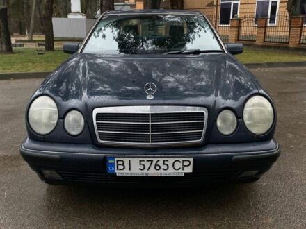 Синий Мерседес Е-Класс, объемом двигателя 2 л и пробегом 472 тыс. км за 2850 $, фото 1 на Automoto.ua