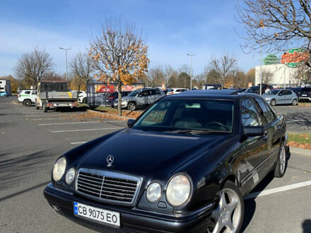 Синий Мерседес Е-Класс, объемом двигателя 2.4 л и пробегом 234 тыс. км за 3500 $, фото 1 на Automoto.ua