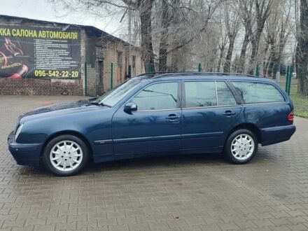 Синій Мерседес Е-Клас, об'ємом двигуна 2.7 л та пробігом 542 тис. км за 4500 $, фото 1 на Automoto.ua