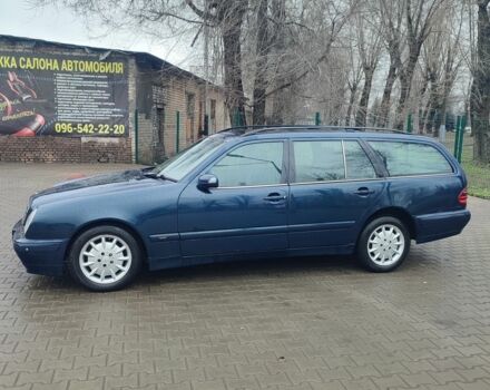 Синій Мерседес Е-Клас, об'ємом двигуна 2.7 л та пробігом 542 тис. км за 4500 $, фото 1 на Automoto.ua