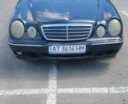 Синий Мерседес Е-Класс, объемом двигателя 2.69 л и пробегом 400 тыс. км за 2900 $, фото 1 на Automoto.ua