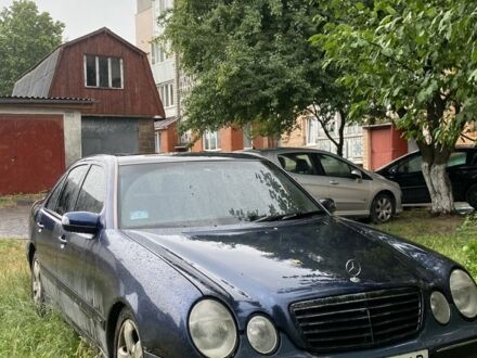 Синій Мерседес Е-Клас, об'ємом двигуна 2.7 л та пробігом 400 тис. км за 2452 $, фото 1 на Automoto.ua