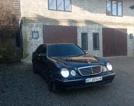 Синій Мерседес Е-Клас, об'ємом двигуна 2.4 л та пробігом 320 тис. км за 2600 $, фото 1 на Automoto.ua