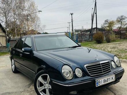 Синий Мерседес Е-Класс, объемом двигателя 2.15 л и пробегом 395 тыс. км за 5000 $, фото 1 на Automoto.ua