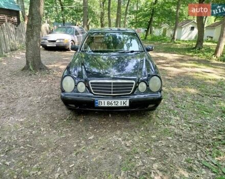 Синий Мерседес Е-Класс, объемом двигателя 2 л и пробегом 320 тыс. км за 2800 $, фото 1 на Automoto.ua