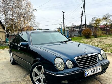 Синий Мерседес Е-Класс, объемом двигателя 2.1 л и пробегом 390 тыс. км за 5000 $, фото 1 на Automoto.ua