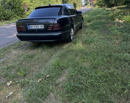 Синій Мерседес Е-Клас, об'ємом двигуна 2.7 л та пробігом 410 тис. км за 4509 $, фото 1 на Automoto.ua