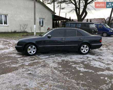 Синій Мерседес Е-Клас, об'ємом двигуна 2.7 л та пробігом 420 тис. км за 6000 $, фото 1 на Automoto.ua