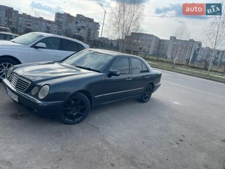 Синий Мерседес Е-Класс, объемом двигателя 2.69 л и пробегом 450 тыс. км за 3900 $, фото 1 на Automoto.ua