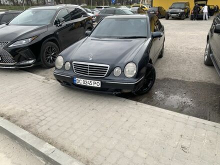 Мерседес Е-Класс 2001 в Львове на Automoto.ua Синий Мерседес Е-Класс, объемом двигателя 2.7 л и пробегом 340 тыс. км за 4900 $, фото 1 на Automoto.ua
