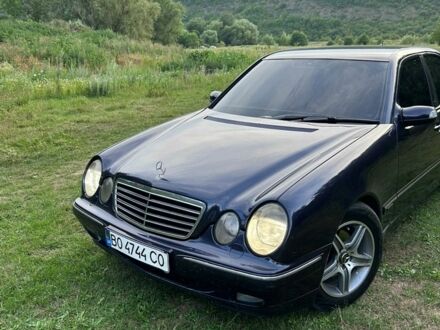 Синій Мерседес Е-Клас, об'ємом двигуна 2 л та пробігом 413 тис. км за 4001 $, фото 1 на Automoto.ua