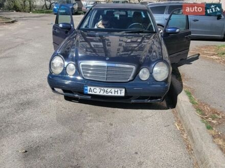 Синий Мерседес Е-Класс, объемом двигателя 2.15 л и пробегом 370 тыс. км за 3000 $, фото 1 на Automoto.ua