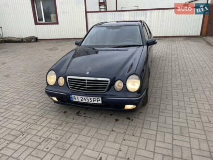 Мерседес Е-Класс 2001 в Кривом Роге на Automoto.ua Синий Мерседес Е-Класс, объемом двигателя 2.2 л и пробегом 615 тыс. км за 4000 $, фото 1 на Automoto.ua