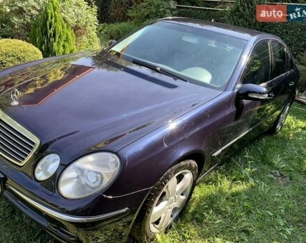 Синий Мерседес Е-Класс, объемом двигателя 2.7 л и пробегом 368 тыс. км за 8500 $, фото 1 на Automoto.ua