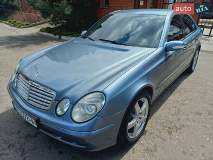 Синій Мерседес Е-Клас, об'ємом двигуна 2.2 л та пробігом 310 тис. км за 6700 $, фото 1 на Automoto.ua