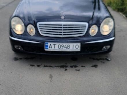 Синій Мерседес Е-Клас, об'ємом двигуна 2.15 л та пробігом 400 тис. км за 5700 $, фото 1 на Automoto.ua