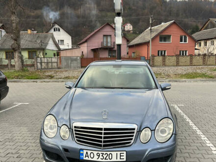 Синий Мерседес Е-Класс, объемом двигателя 2.69 л и пробегом 442 тыс. км за 5500 $, фото 1 на Automoto.ua